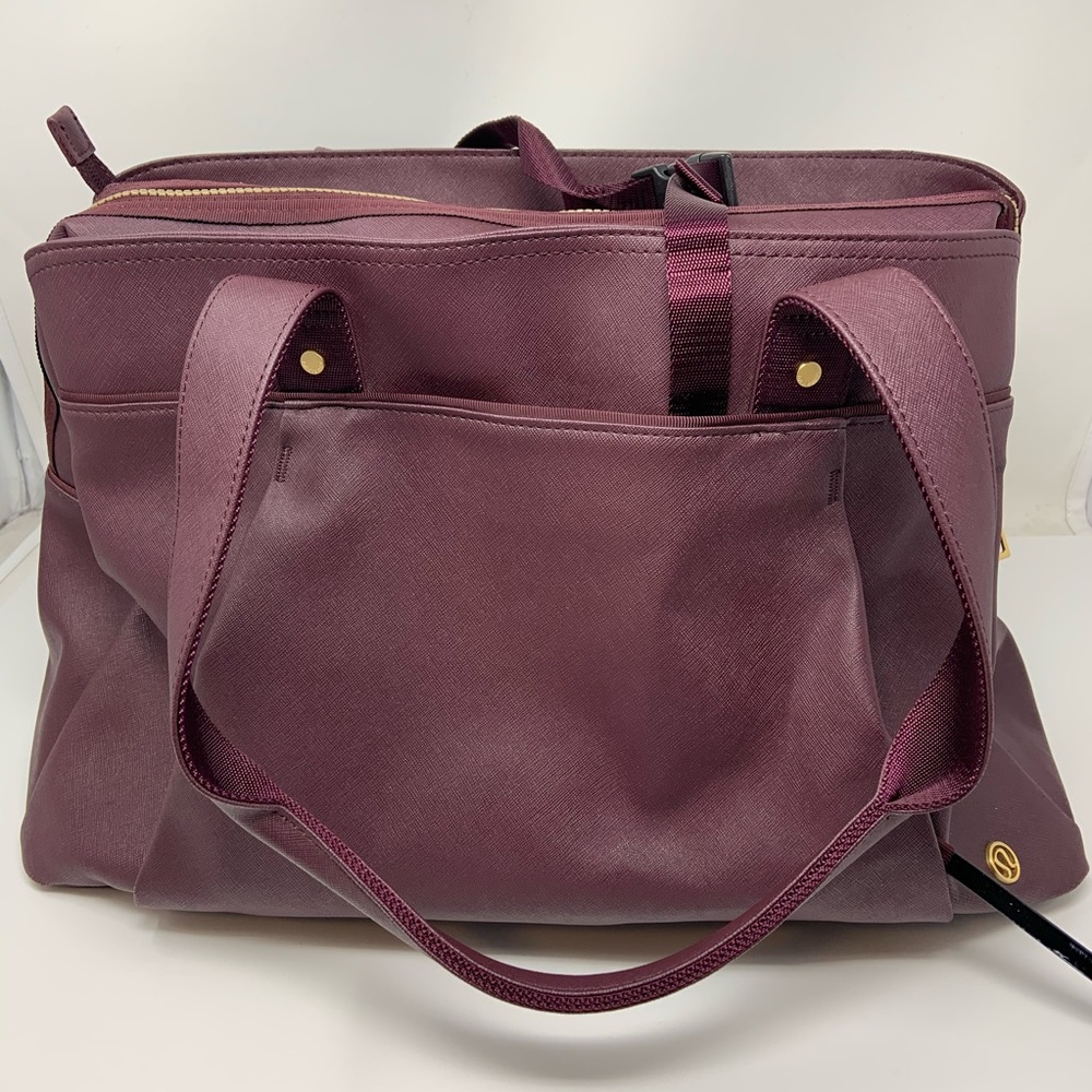 NWOT Lululemon Carry On Travel Bag